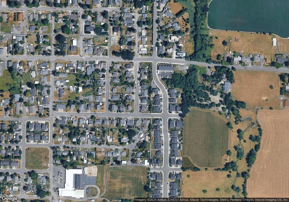 114 S 6th St, Carlton, OR 97111 - photo 1