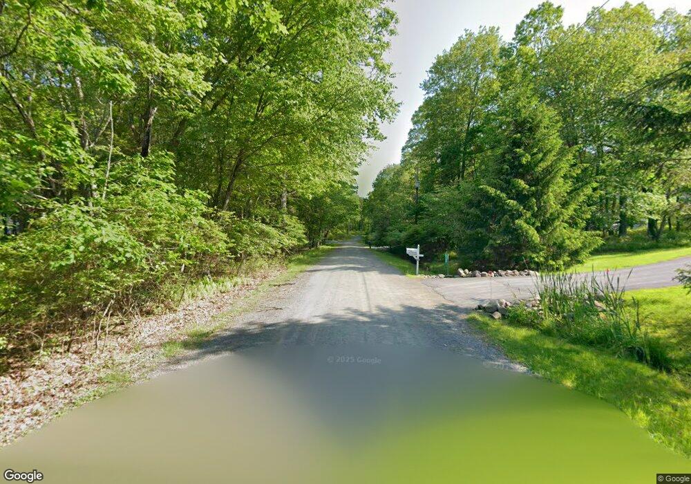 102 Spruce Dr, Barrett Township, PA 18325 - photo 1