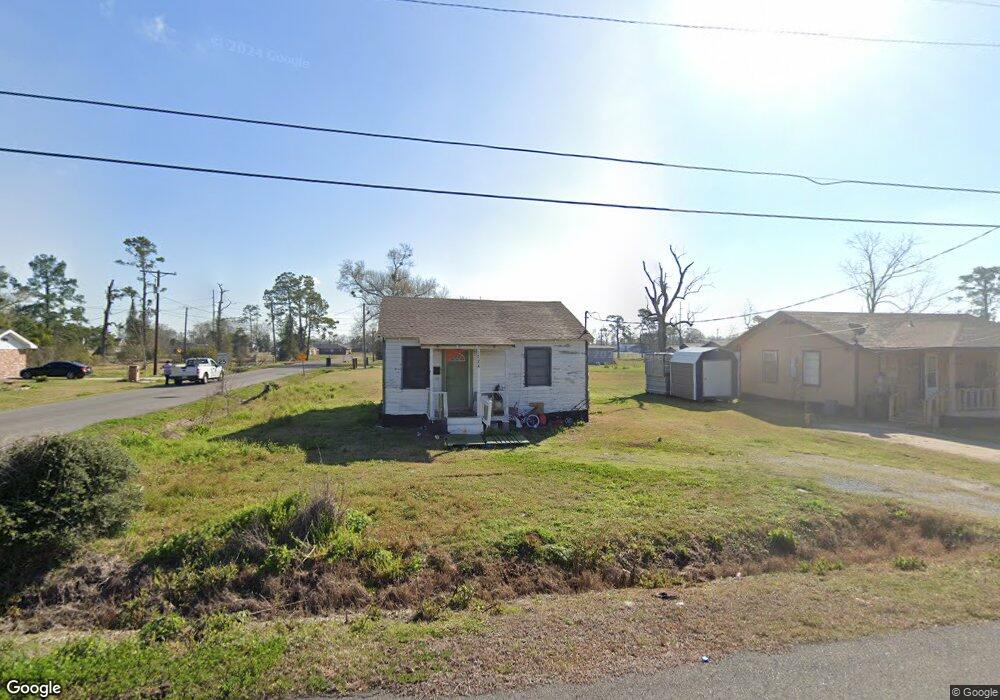 1724 N Shattuck St, Lake Charles, LA 70601 - photo 1