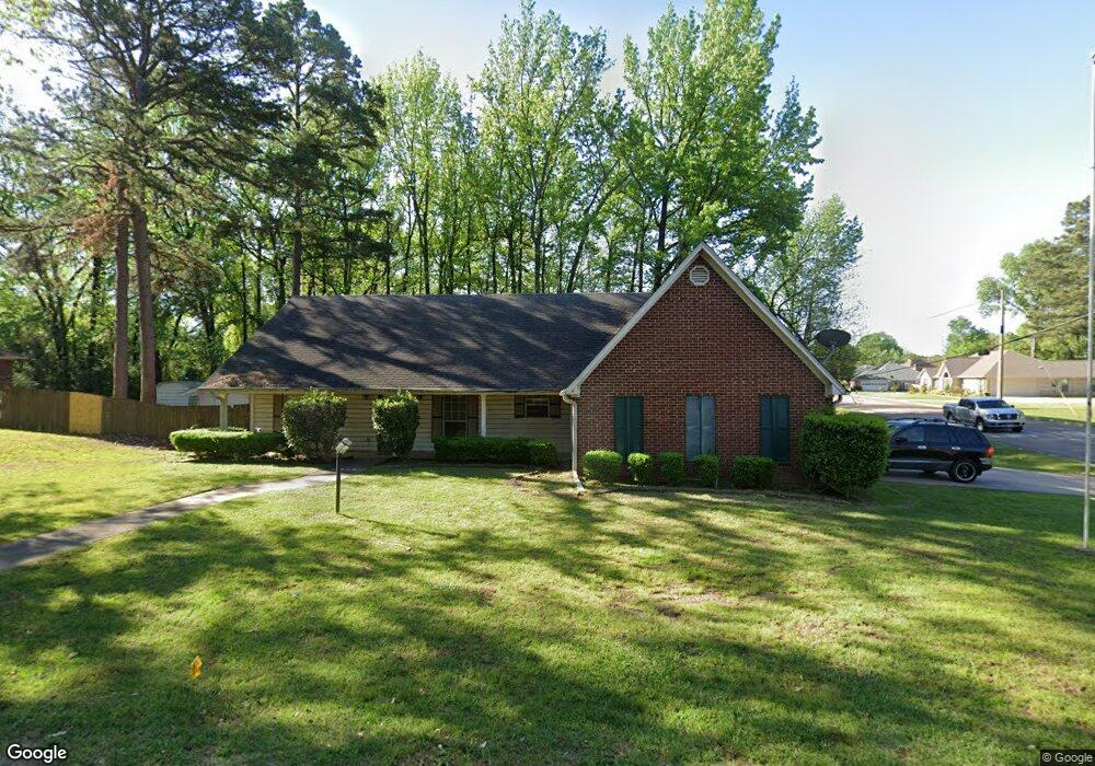 3123 Clear Creek Dr, Texarkana, TX 75503 - photo 1