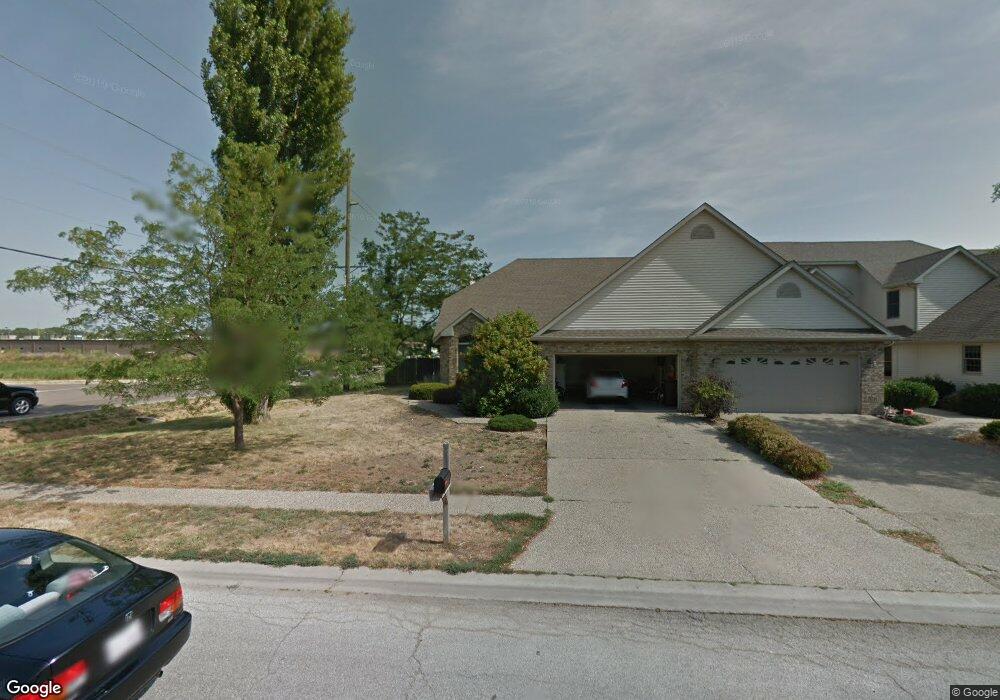 430 James Creek Ln, Jacksonville, IL 62650 - photo 1