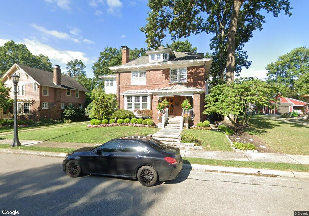 1203 Lincoln Rd, Columbus, OH 43212 - photo 1