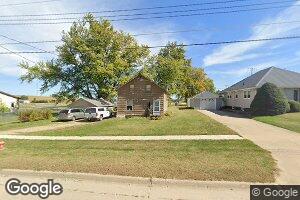 503 N Washington St, Edgewood, IA 52042