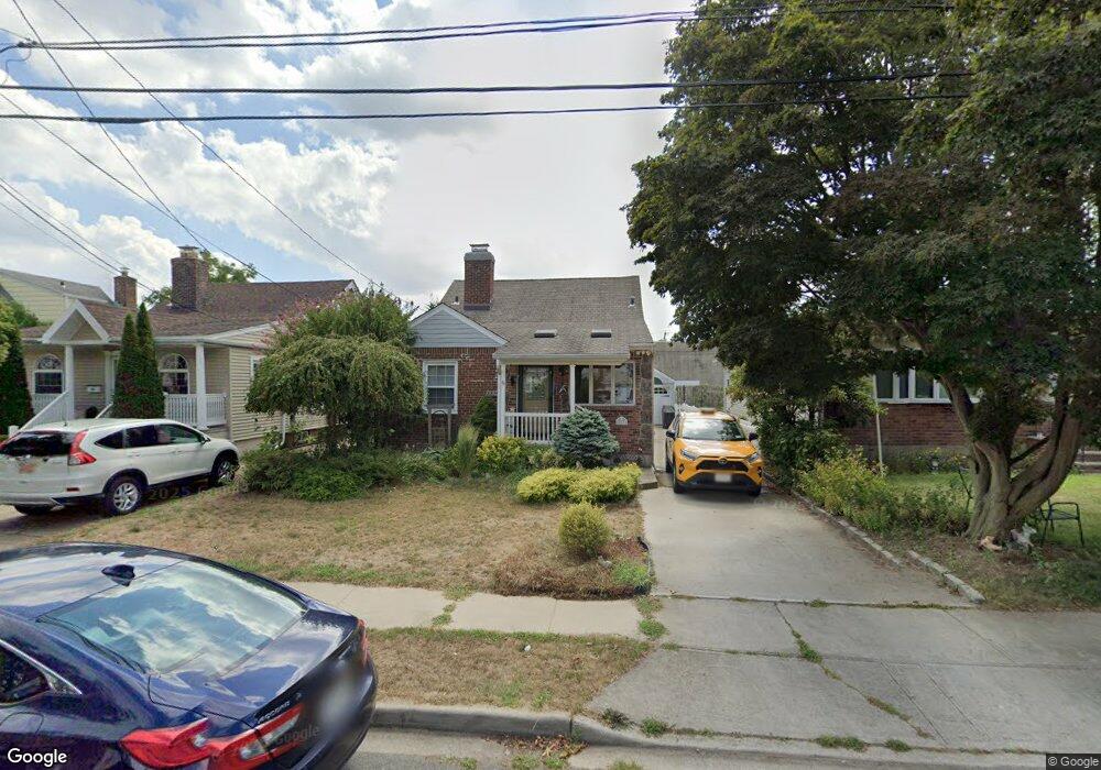 227 Parker Ave, West Hempstead, NY 11552 - photo 1