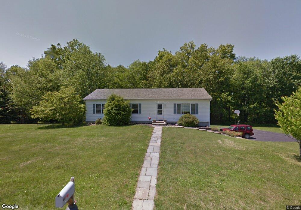 52 Cambridge Dr, Red Hook, NY 12571 - photo 1