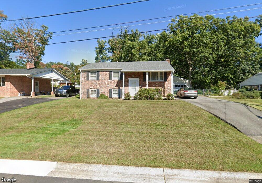 210 Tulip Dr, Gaithersburg, MD 20877 - photo 1