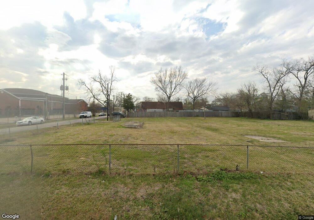 4503 Siegel St, Houston, TX 77009 - photo 1