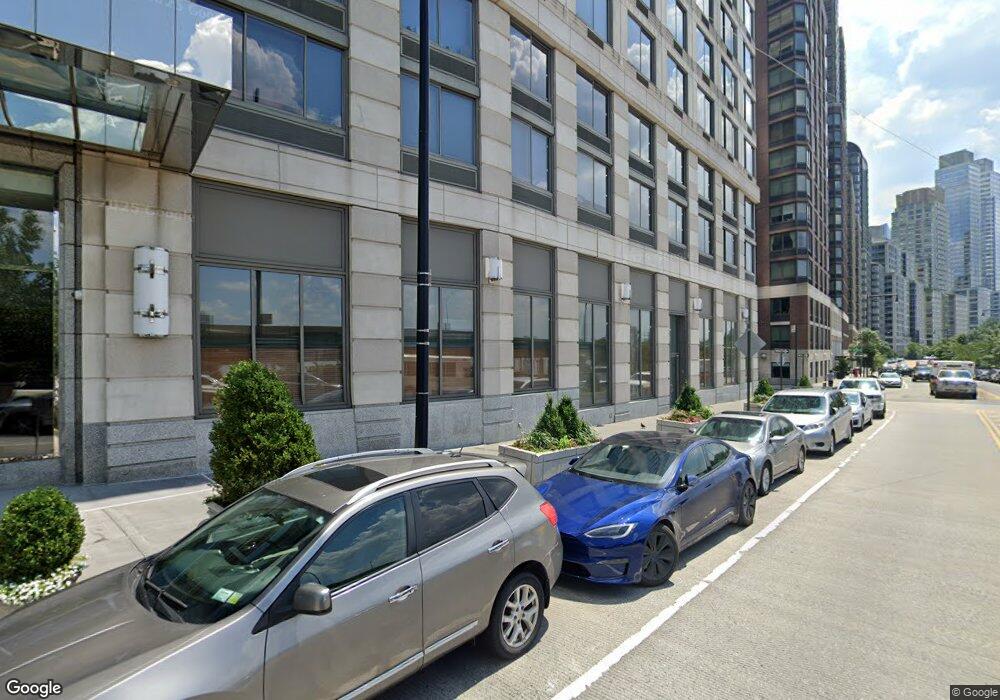 Trump Place unit 10N, New York, NY 10069 - photo 1