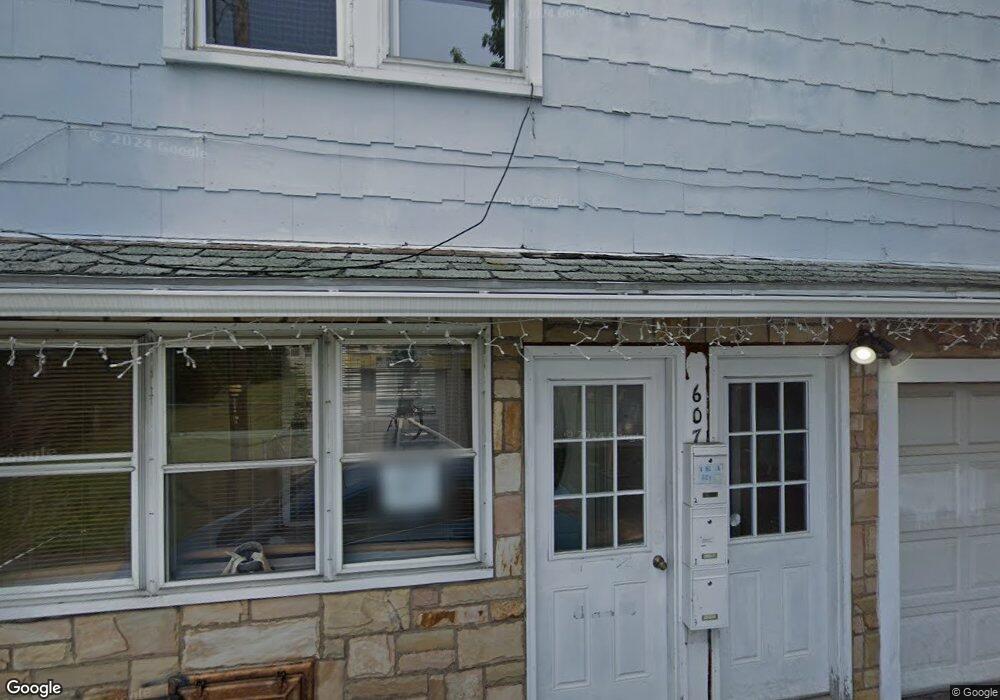 605 Wilbur Ct unit 607, Hazleton, PA 18201 - photo 1