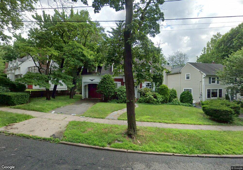 694 Northumberland Rd, Teaneck, NJ 07666 - photo 1