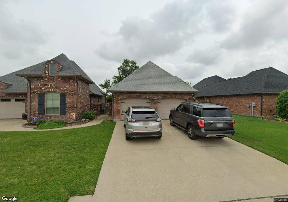 1061 Richmond Cir, Lake Charles, LA 70605 - photo 1