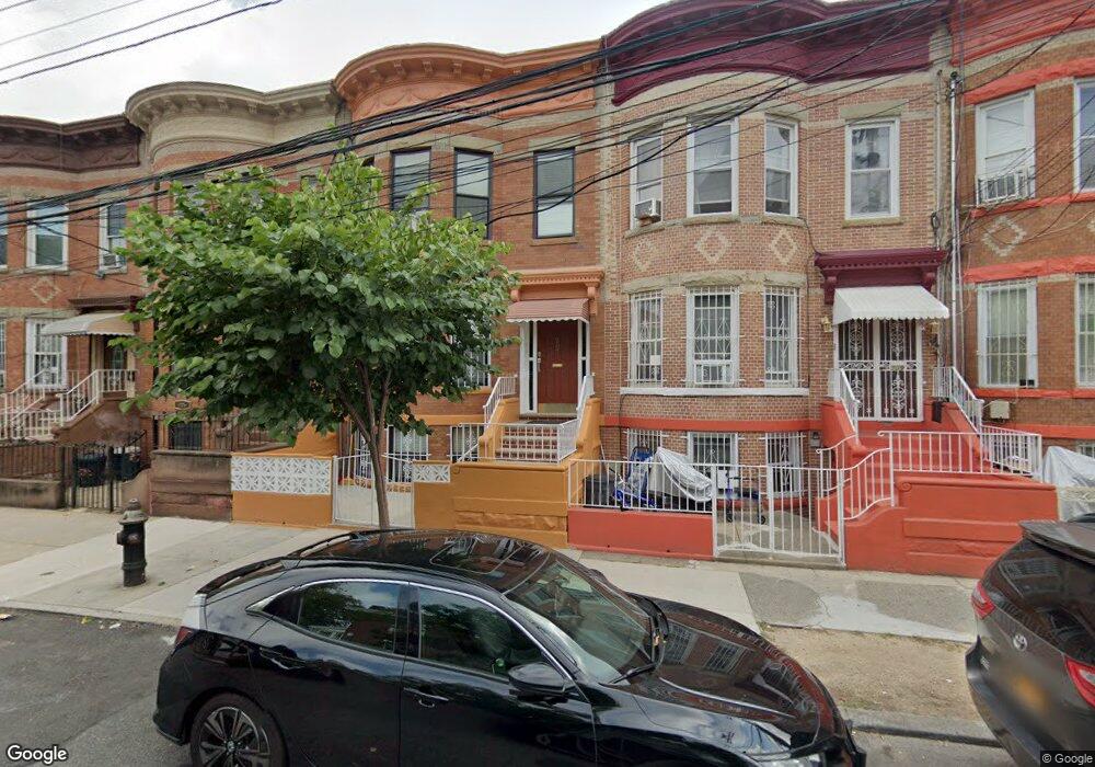 207 Hemlock St, Brooklyn, NY 11208 - photo 1