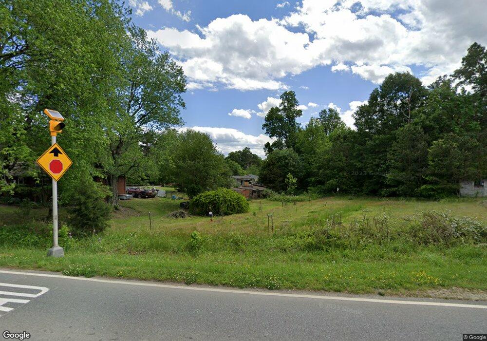 4016 Kivett Dr, Jamestown, NC 27282 - photo 1