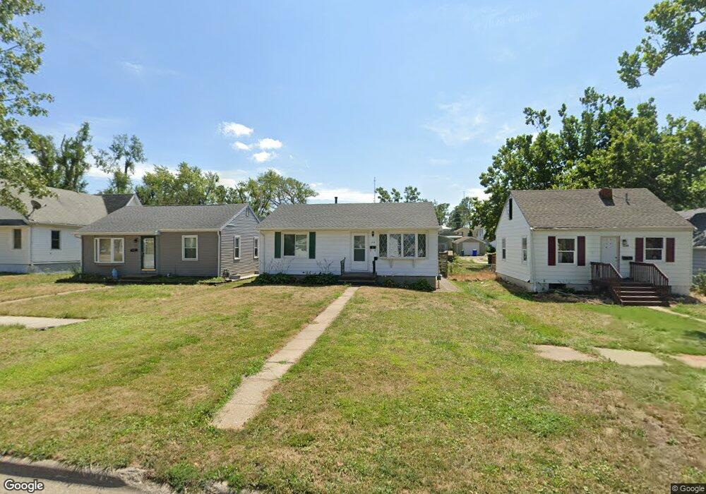 1115 19th Ave SW, Cedar Rapids, IA 52404 - photo 1