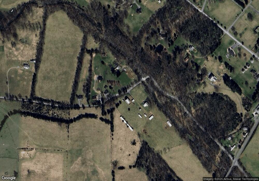 566 Pass Run Rd, Luray, VA 22835 - photo 1