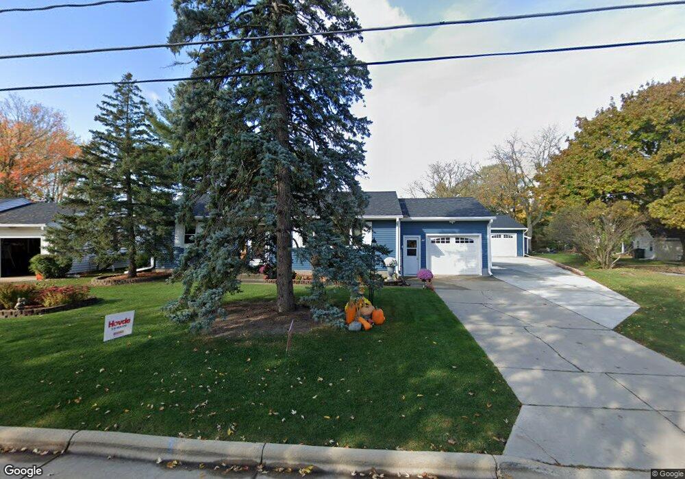 28 S Blain St, Oconomowoc, WI 53066 - photo 1