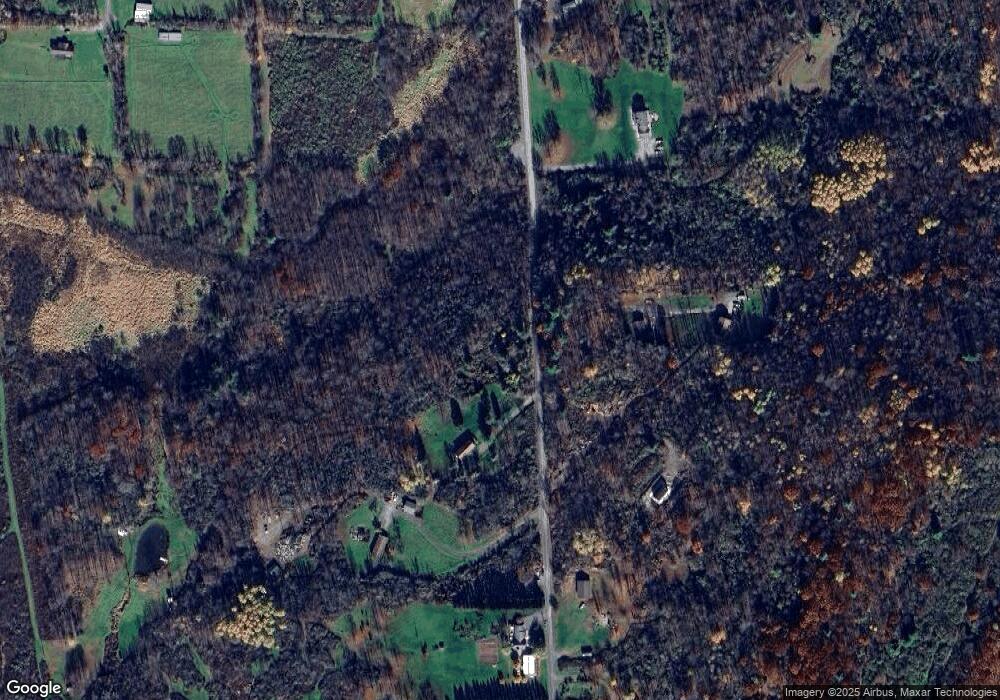 385 Orchard Dr, Falls, PA 18615 - photo 1