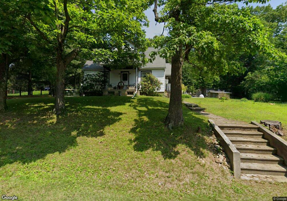 2727 Welshtown Rd, Slatington, PA 18080 - photo 1