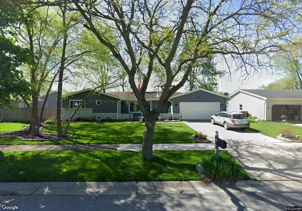 619 Omega Dr, Crown Point, IN 46307 - photo 1