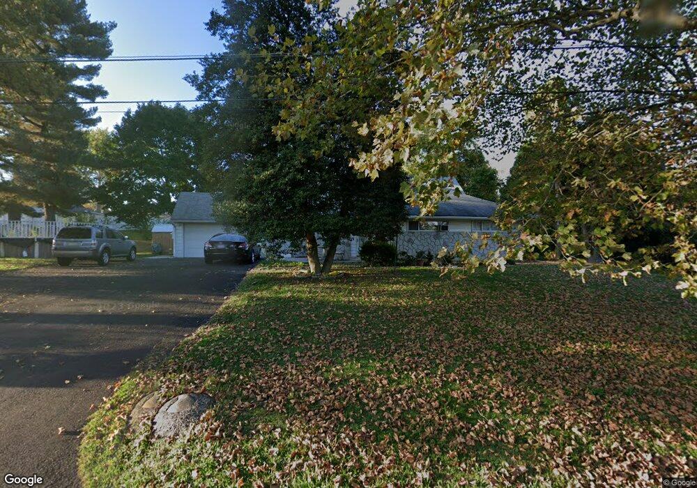 205 Frosty Hollow Rd, Levittown, PA 19056 - photo 1