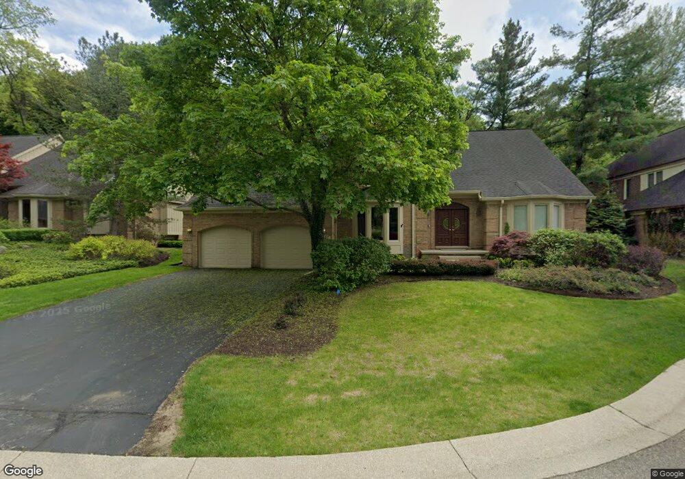 57 Vaughan Ridge Rd, Bloomfield Hills, MI 48304 - photo 1