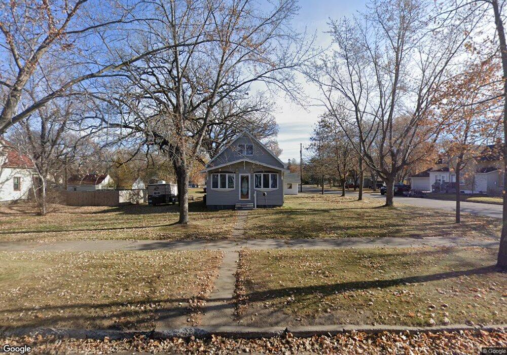822 Broadway Ave S, Sauk Rapids, MN 56379 - photo 1