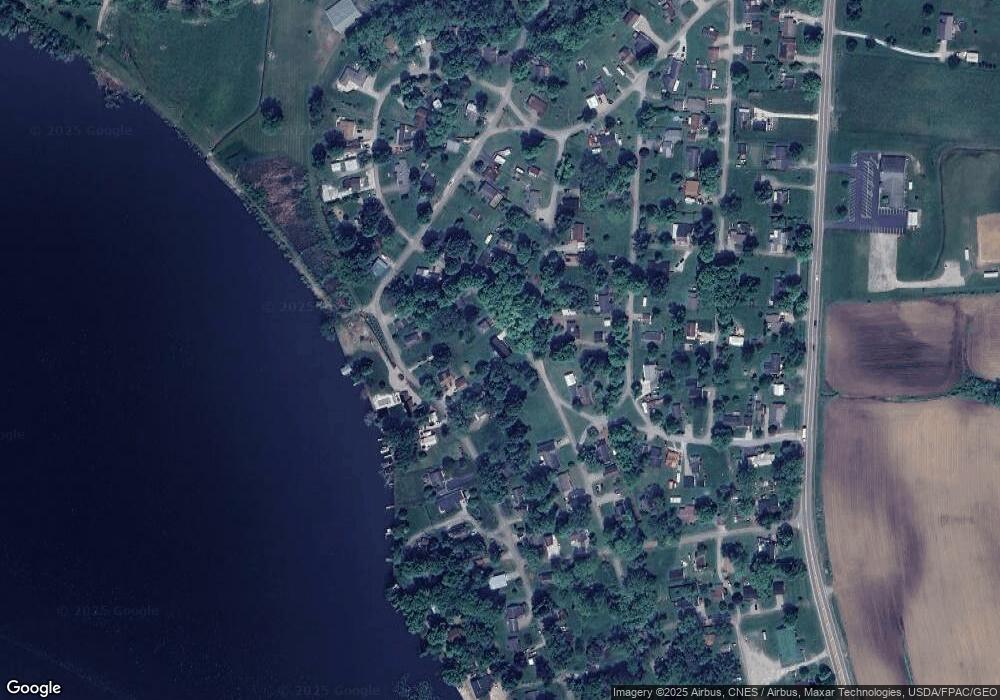 484 Edgewater Beach Blvd, Thornville, OH 43076 - photo 1