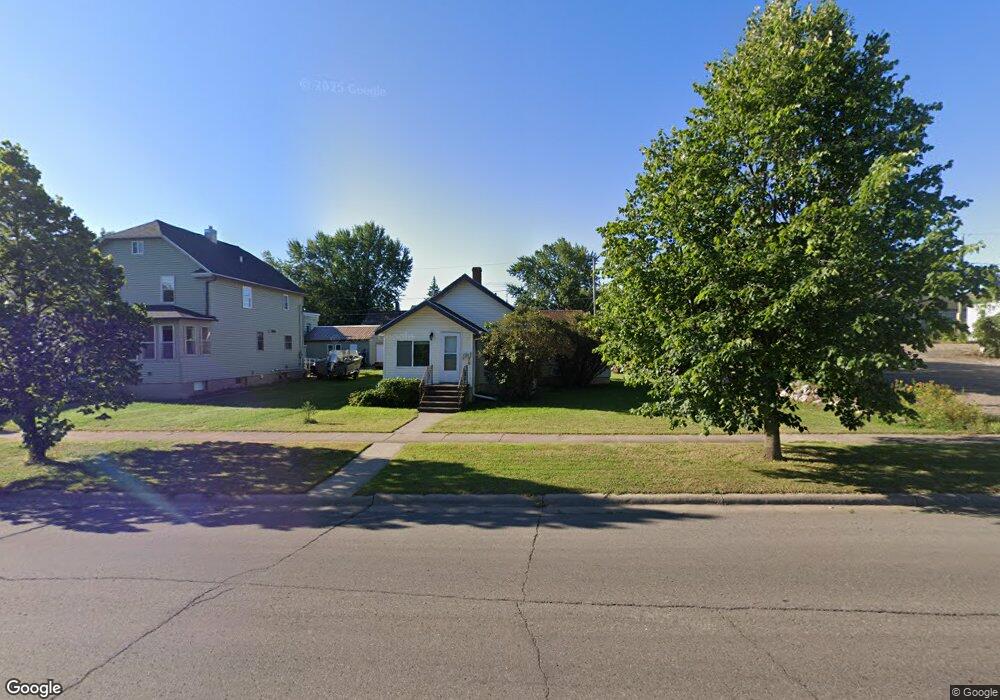 1315 E 13th St, Hibbing, MN 55746 - photo 1