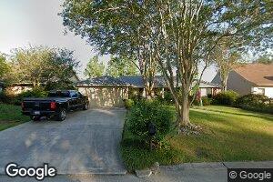 242 Lake Crescent Cir, Houma, LA 70360