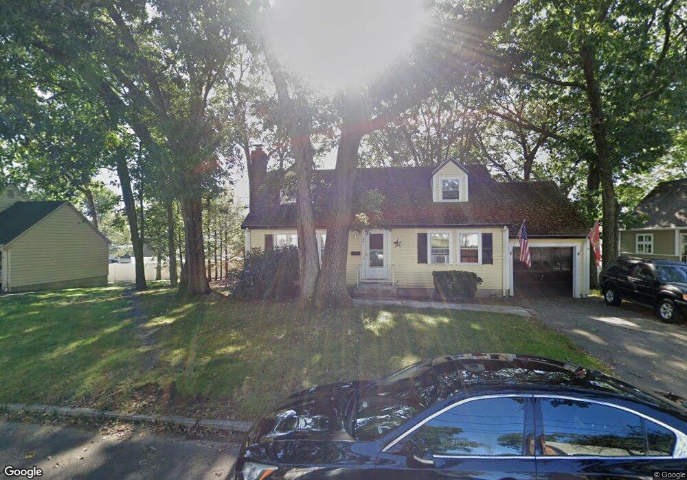 36 Foxmeadow Ln, Arlington, MA 02474 - photo 1