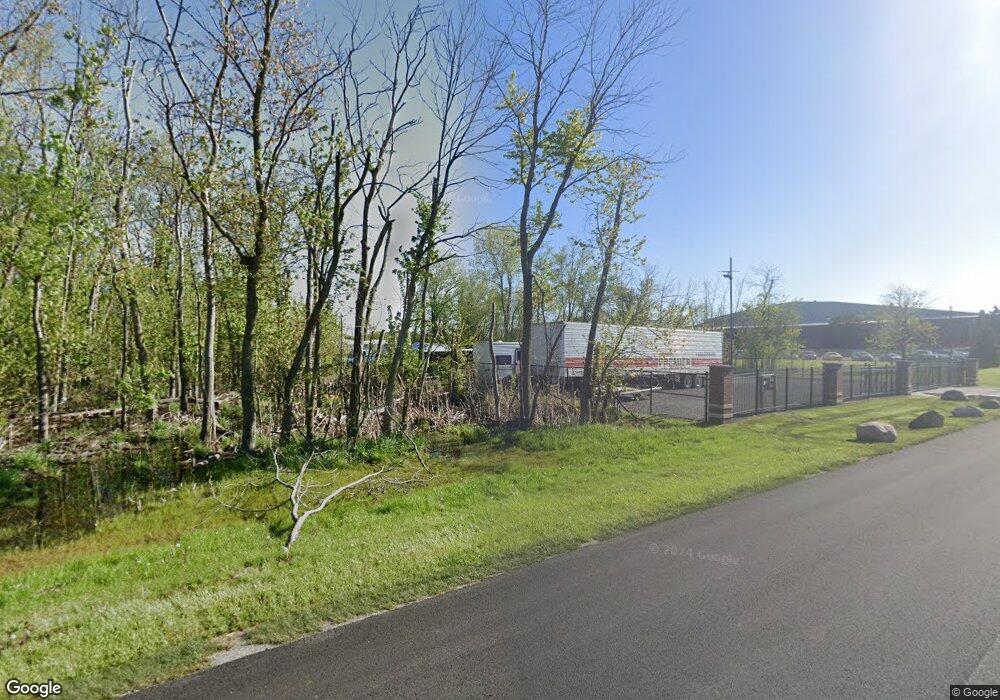 952 Crown Ct, Crown Point, IN 46307 - photo 1