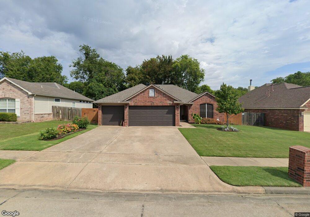 304 W Birmingham St, Broken Arrow, OK 74011 - photo 1