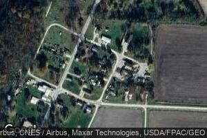 20483 Front St, Mediapolis, IA 52637