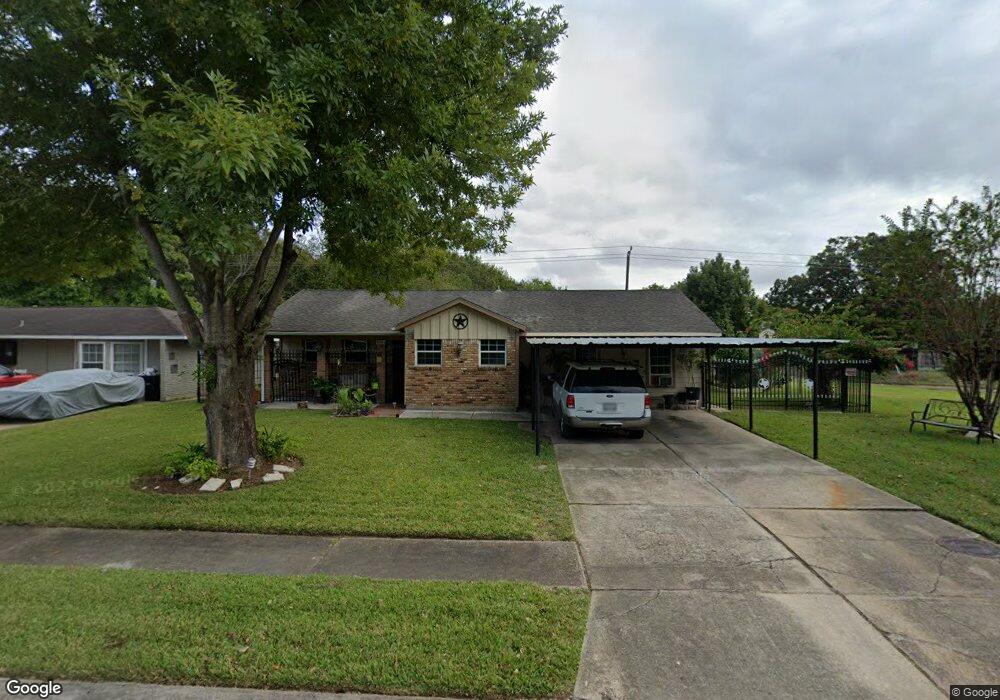 9602 Carmalee St, Houston, TX 77075 - photo 1