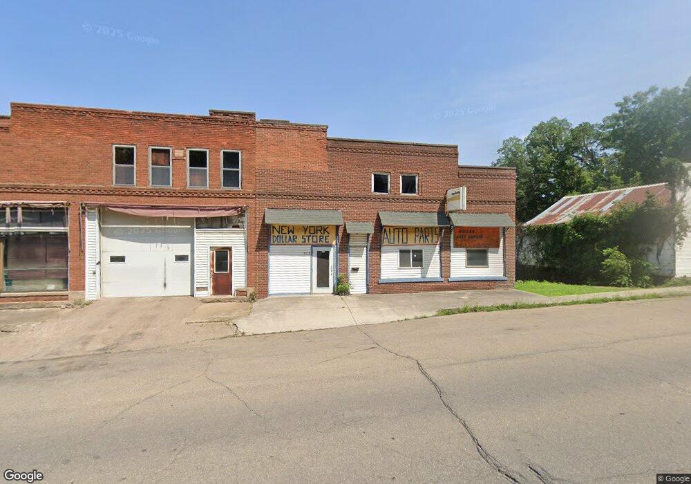 325 Main St, Columbus Junction, IA 52738 - photo 1