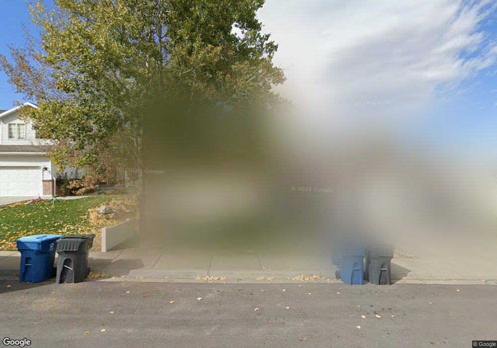 293 N Peach St, Santaquin, UT 84655 - photo 1