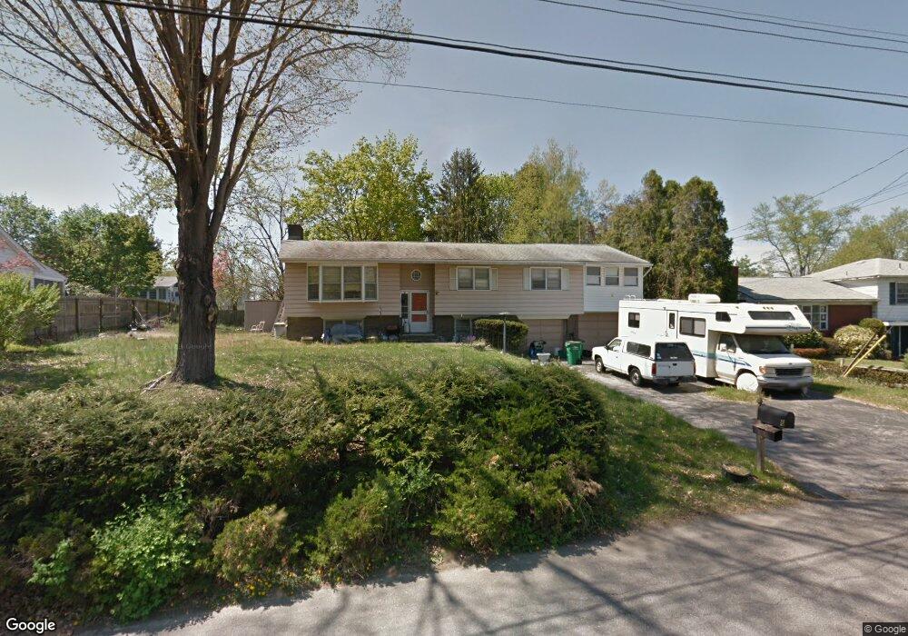 6 Meadowview Dr, Poughkeepsie, NY 12603 - photo 1