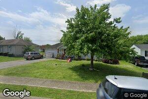 350 Easton Cir, Bowling Green, KY 42101