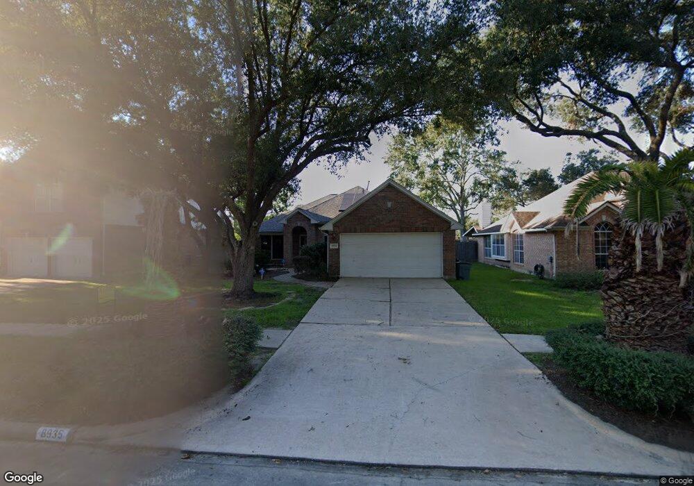 8935 Aberdeen Oaks Dr, Houston, TX 77095 - photo 1
