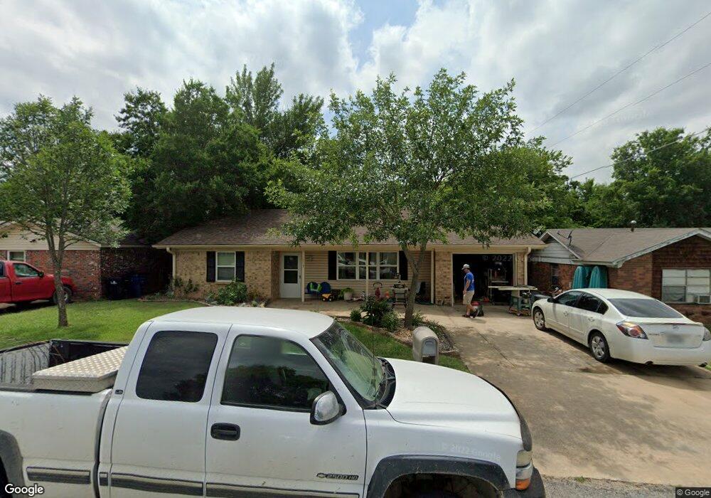 1717 S Travis Ave, Denison, TX 75021 - photo 1