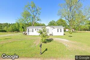 166 8th St, Akron, AL 35441