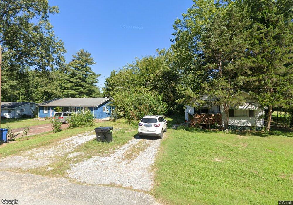 2404 North St, Harrisburg, IL 62946 - photo 1