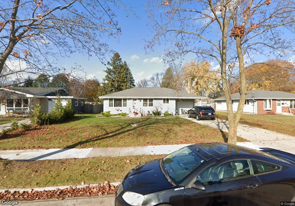 2526 39th St, Two Rivers, WI 54241 - photo 1