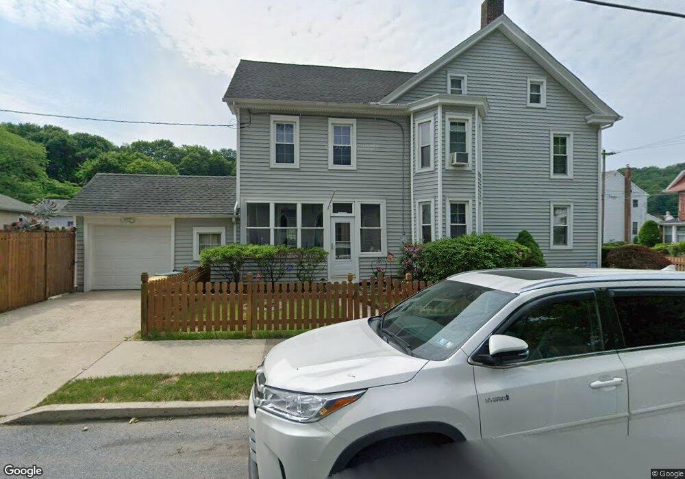 405 2nd St, Slatington, PA 18080 - photo 1