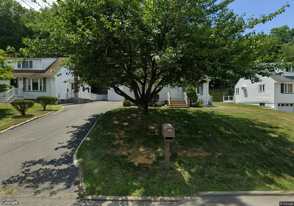 604 Goffle Hill Rd, Hawthorne, NJ 07506 - photo 1