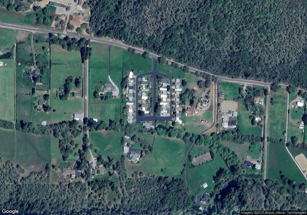 6901 Old Stage Rd unit 8, Central Point, OR 97502 - photo 1