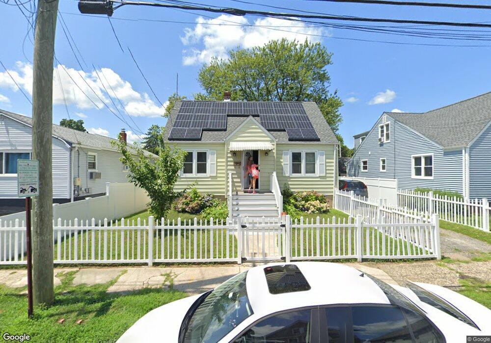 127 N Bishop Ave, Bridgeport, CT 06610 - photo 1