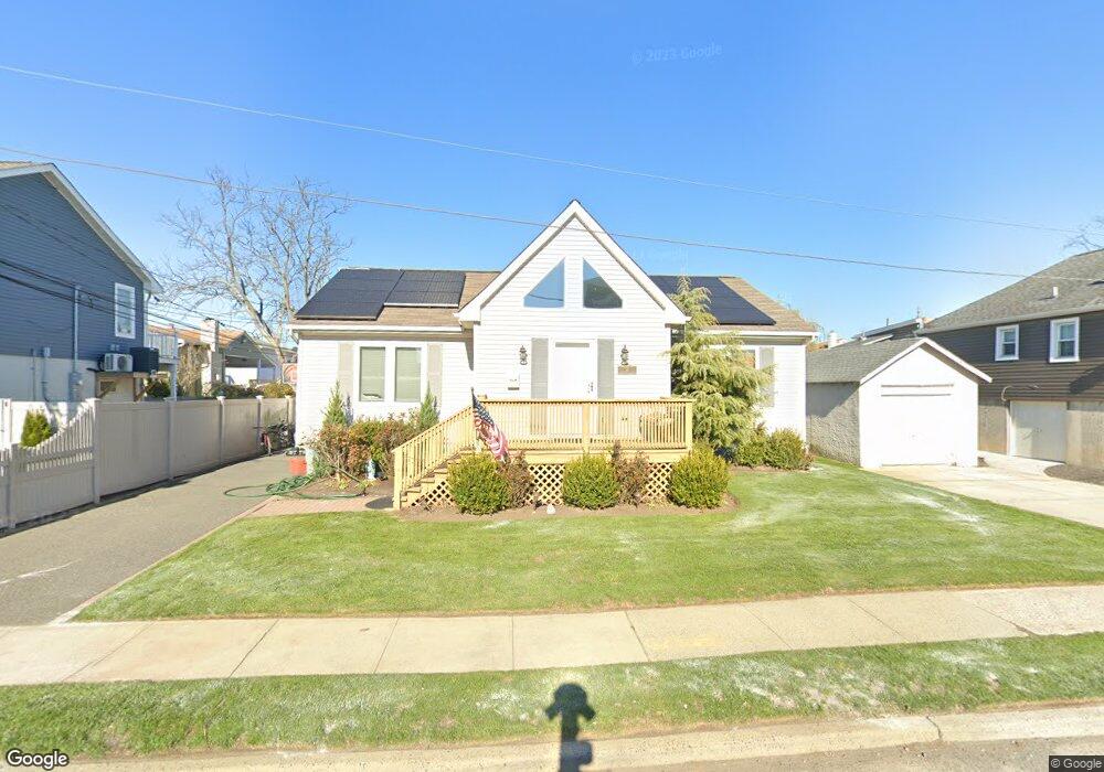 12 Lancaster Rd, Island Park, NY 11558 - photo 1