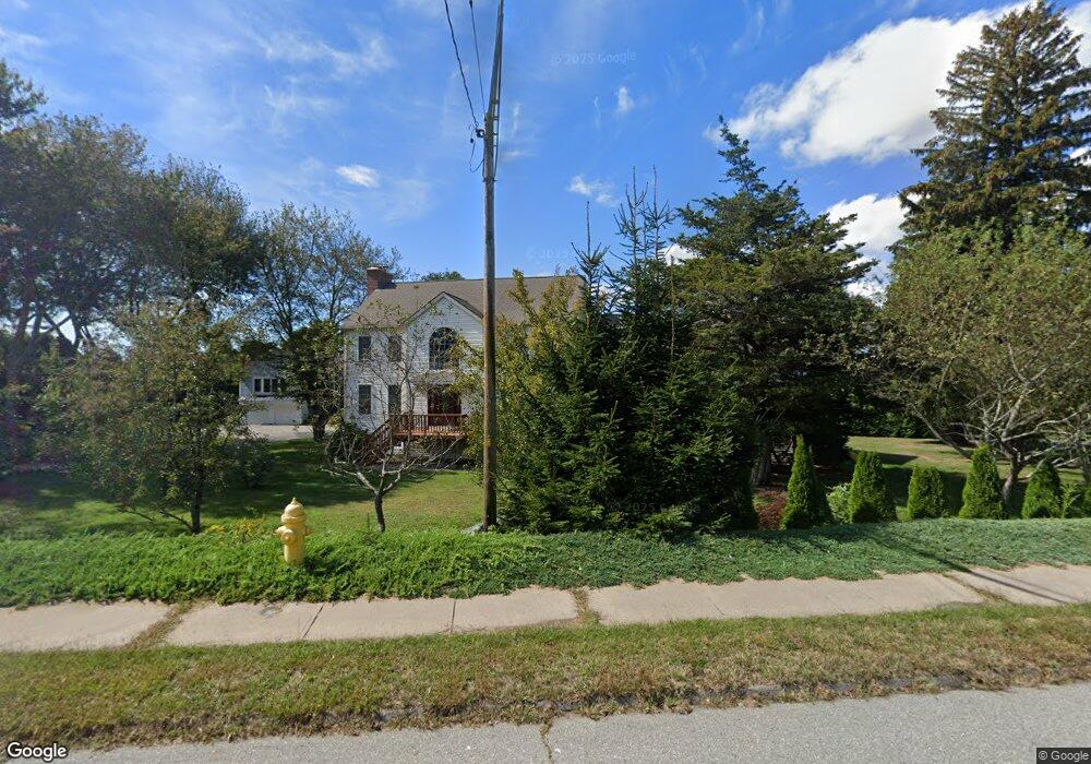 645 Groton Long Point Rd, Groton, CT 06340 - photo 1