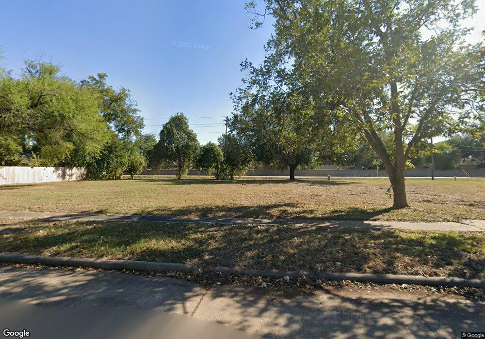 8015 Shady Arbor Ln, Houston, TX 77040 - photo 1